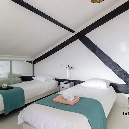 Loft Bernard Castanet ألبي