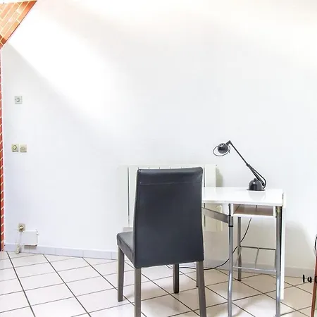 Loft Bernard Castanet ألبي